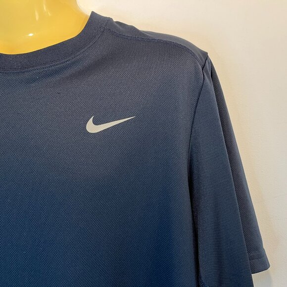 Nike Men's Navy Dri-Fit Athletic Shirt - Size Large - Picture 4 of 5